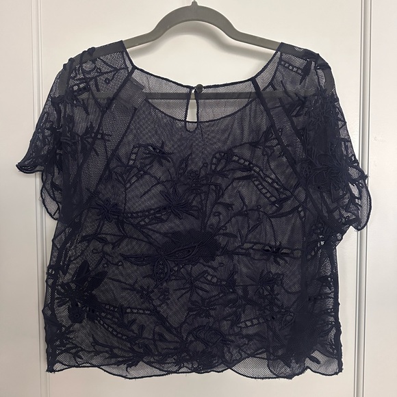 Vanessa Virginia Navy Lace Blouse - Picture 5 of 5